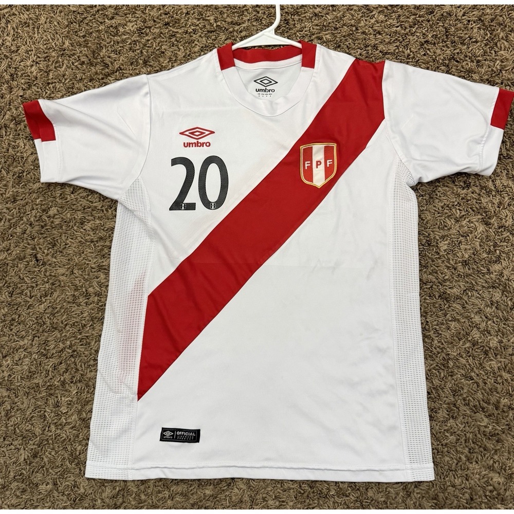 Umbro FPF Peru FIFA World Cup 2018 Edison Flores #20 Soccer Jersey Adult Small